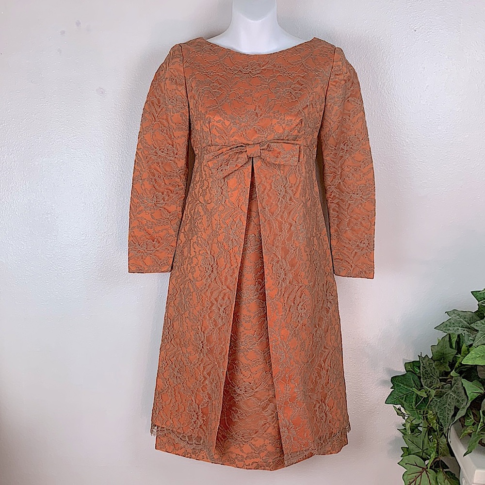 Vintage 60’s Longsleeve Lace Cocktail Dress